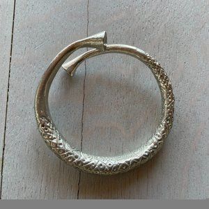 Pretty Celtic silver bracelet from Dublin